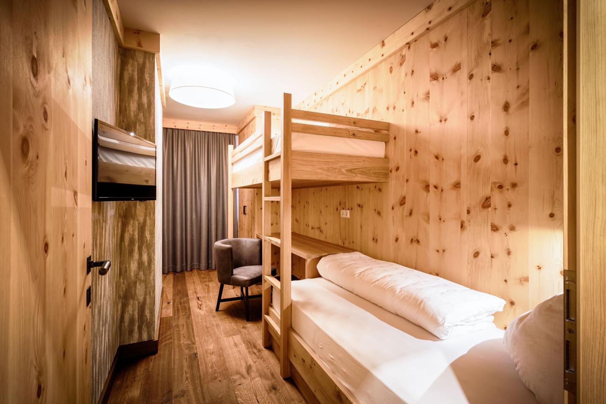 Vitalpina Hotel Magdalenahof Santa Maddalena in Casies Kültér fotó