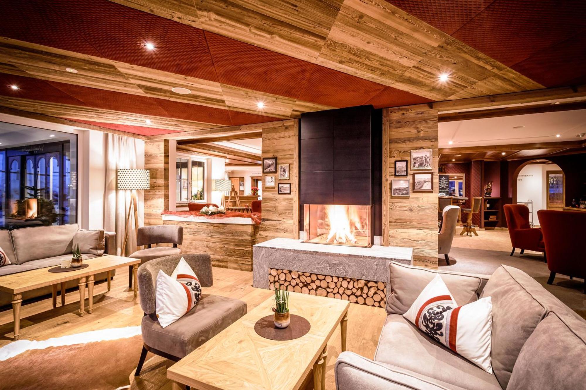 Vitalpina Hotel Magdalenahof Santa Maddalena in Casies Kültér fotó